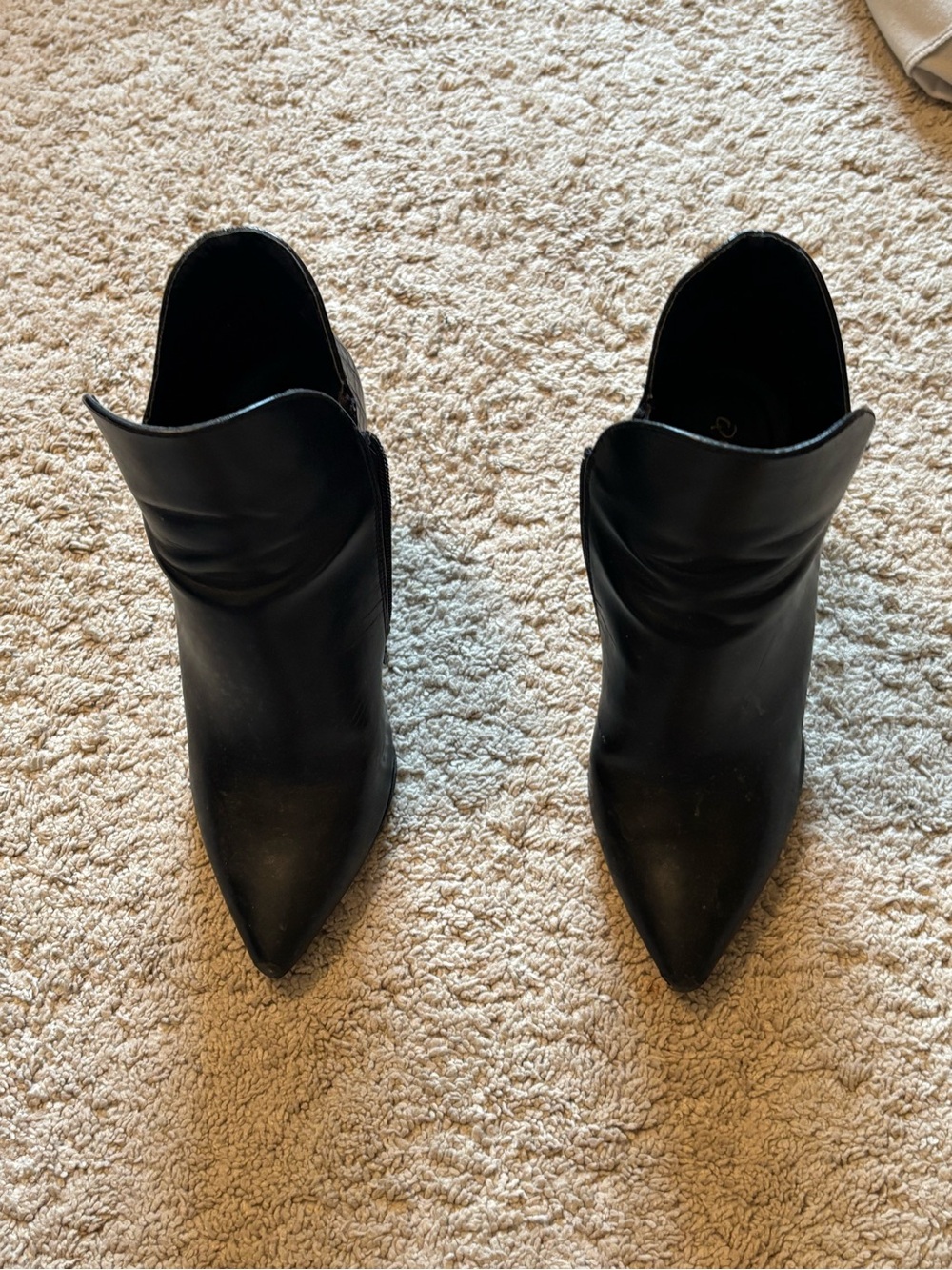 Qupid Black Pointed Toe Ankle Booties